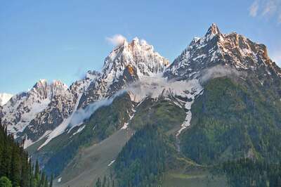 Kashmir to Puducherry, 5 Perfect Destinations For A Vacation in February