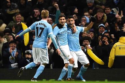 Sergio Aguero heads Manchester City into League Cup final