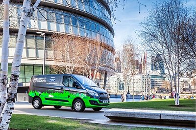 Ford Announces Fleets Taking Part in Plug-in Transit Trial