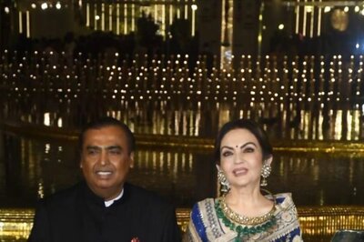 Nita And Mukesh Ambani Arrive at the Launch of Nita Mukesh Ambani Cultural Centre Dressed In Pure Elegance