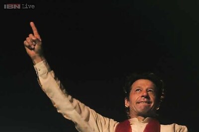 Imran Khan lauds Modi for anti-black money initiatives