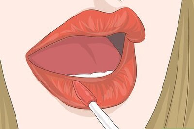 How to Wear Orange Lipstick