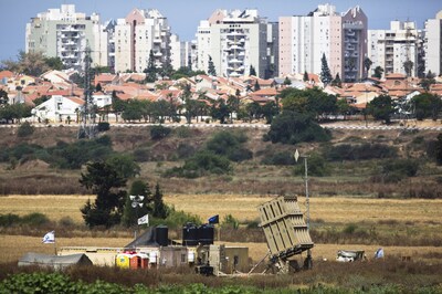 Israel cancels entry permits for 500 Gazans after rocket attack