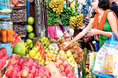 Lakshmi Puja 2021: Prices of Fruits, Vegetable Go Up in West Bengal Due to Rain  
