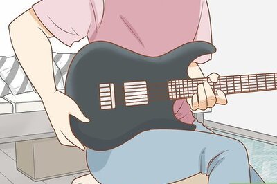 How to Learn to Play Electric Guitar