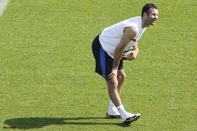 Nani red card was massive shock, says Ryan Giggs