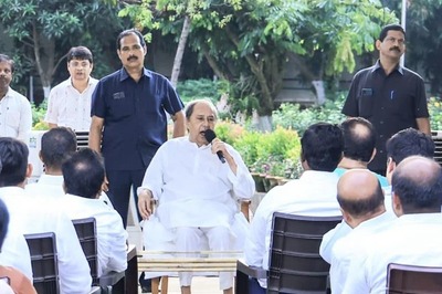 Patnaik Seeks to Boost Morale of BJD Leaders, Assures Them of Leading from Front