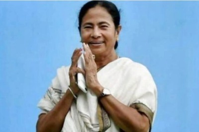 Mamata Extends Bengal Lockdown Till March 31, Urges Modi to Let States to Borrow More to Combat Crisis