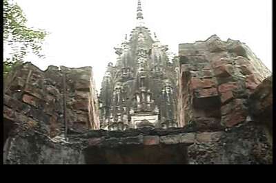 SC refuses to interfere in ASI's gold hunt in Unnao