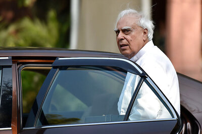 Kapil Sibal Won't Appear in Dipak Misra's Court Till the CJI Retires