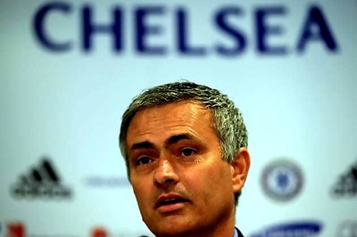 Chelsea agree deal to sign Marco Van Ginkel