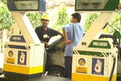 Oil drops toward $118 ahead of inventory data