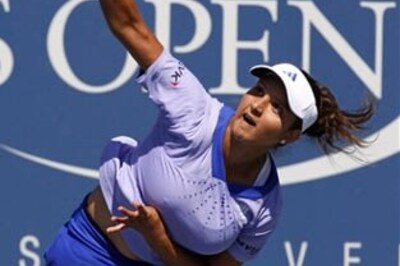 Sania advances in doubles; Somdev crashes out