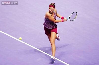 Azarenka beats Errani at WTA Championships opener